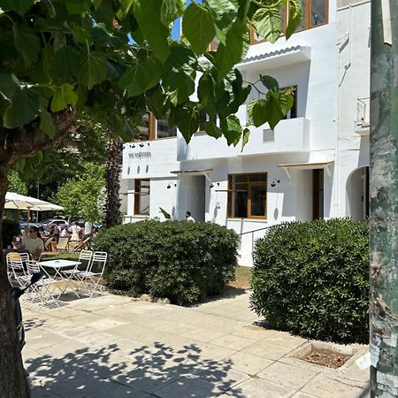 Chic Comfort: Where Cozy Meets Professional Athen Exterior foto