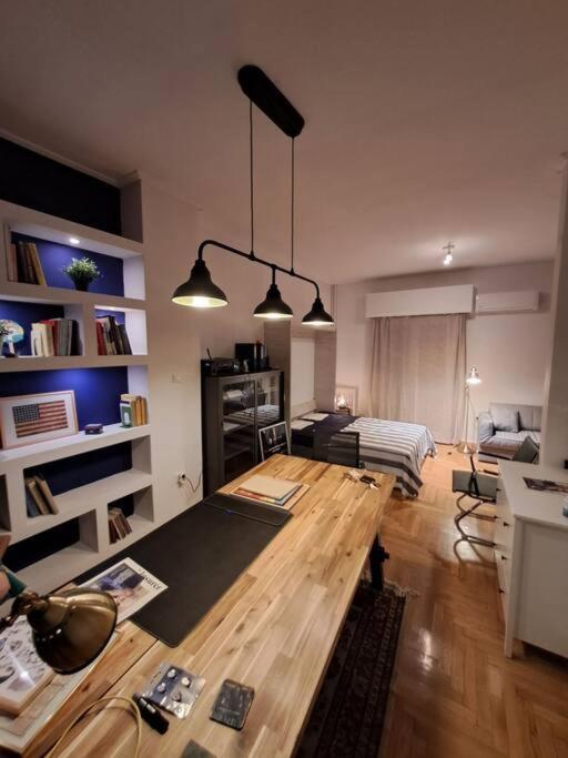 Chic Comfort: Where Cozy Meets Professional Athen Exterior foto