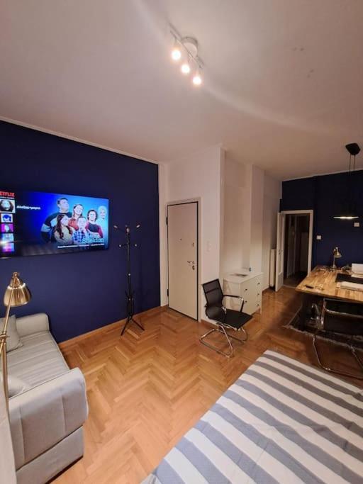 Chic Comfort: Where Cozy Meets Professional Athen Exterior foto